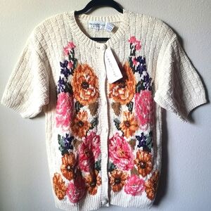 NWT Vintage The Eagle's Eye Knit Floral Sweater
